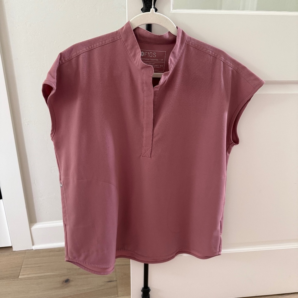 FIGS Rafaela MINERAL MAUVE Oversized Scrub Top - Size Medium